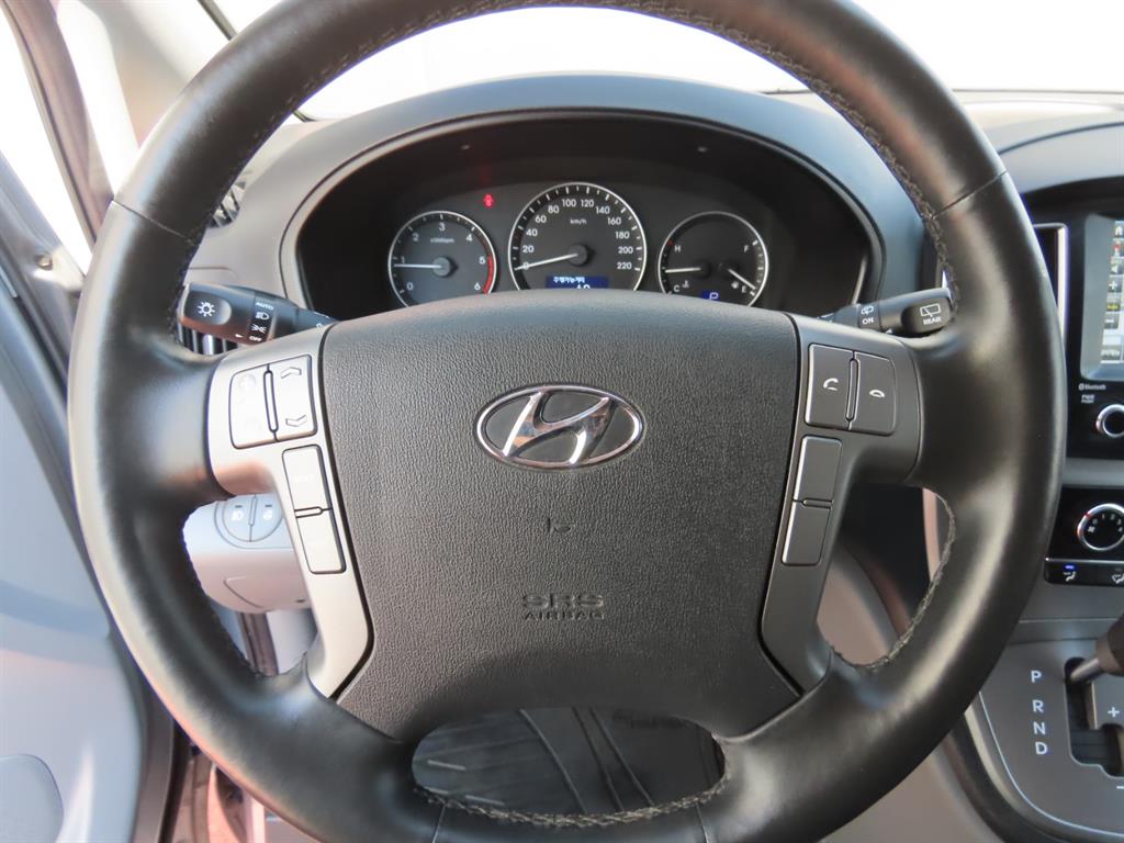 HYUNDAI Starex 2019 Plateado - Importación desde Corea - HF Imports Iquique - Foto 10