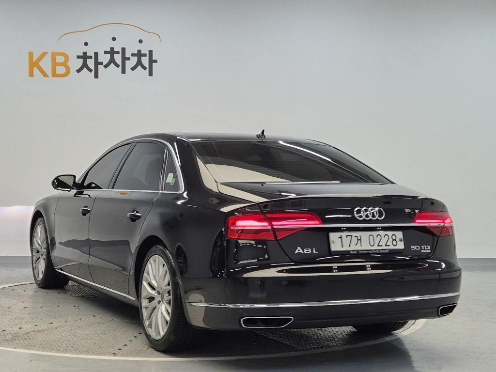 Audi A8 - Vista 3