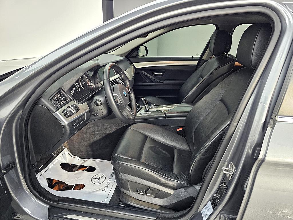 BMW 5 Series - Vista 8