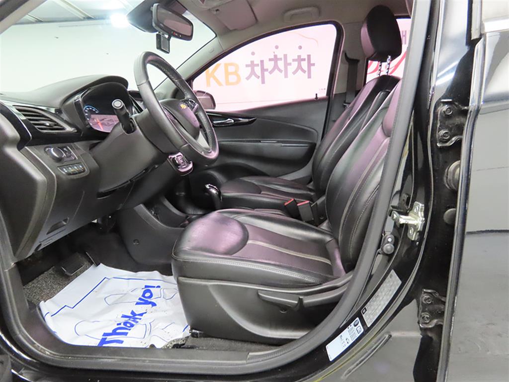 Chevrolet Spark - Vista 5