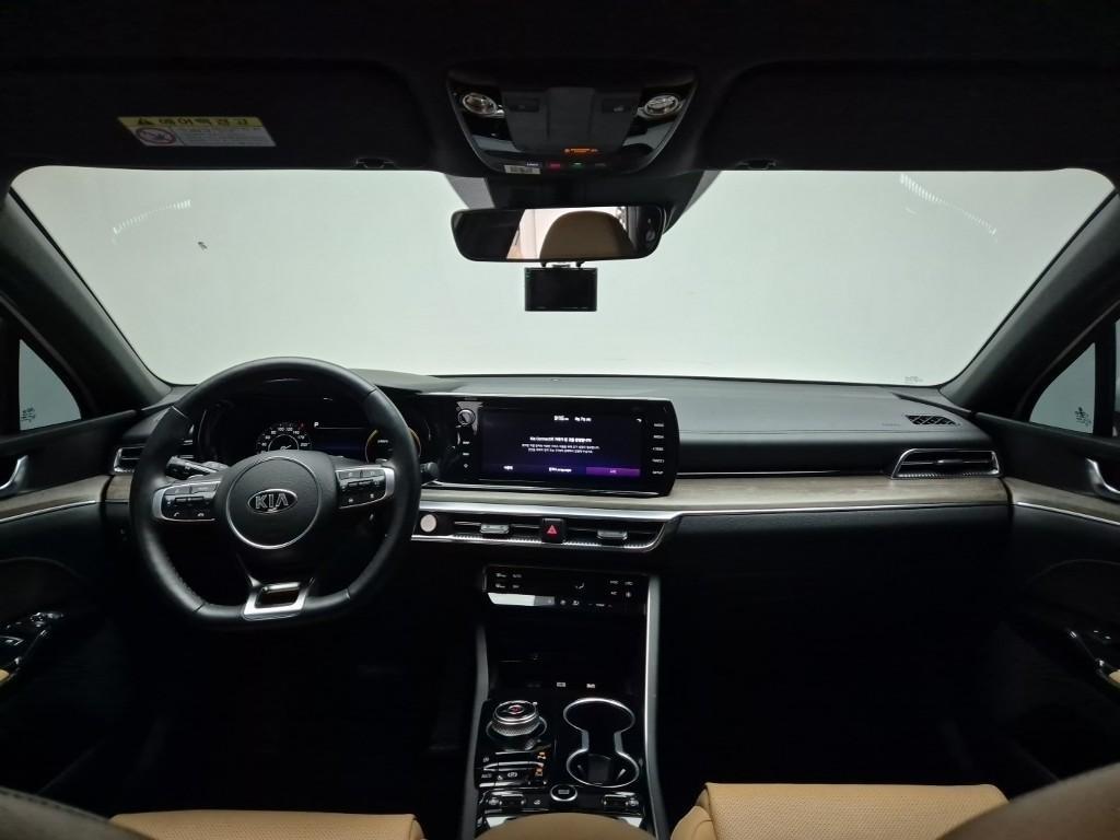 KIA K5 - Vista 7