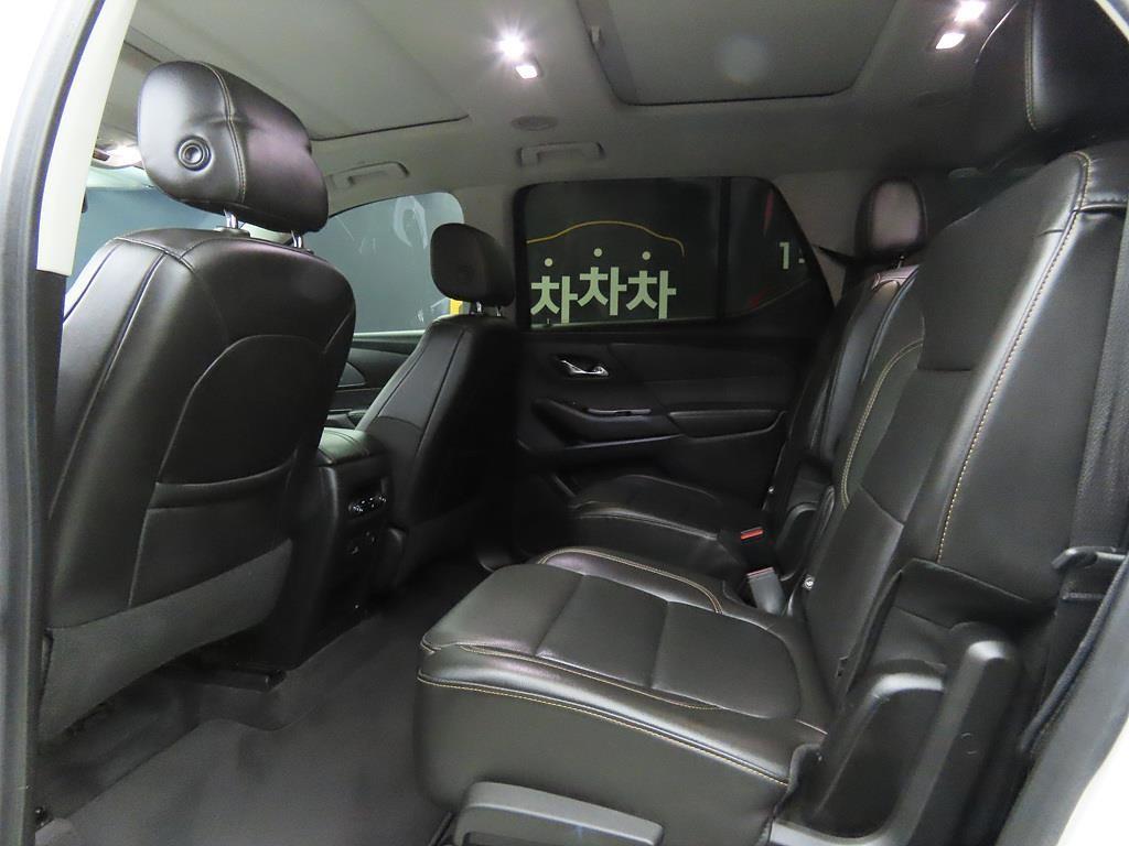 Chevrolet Travers - Vista 6