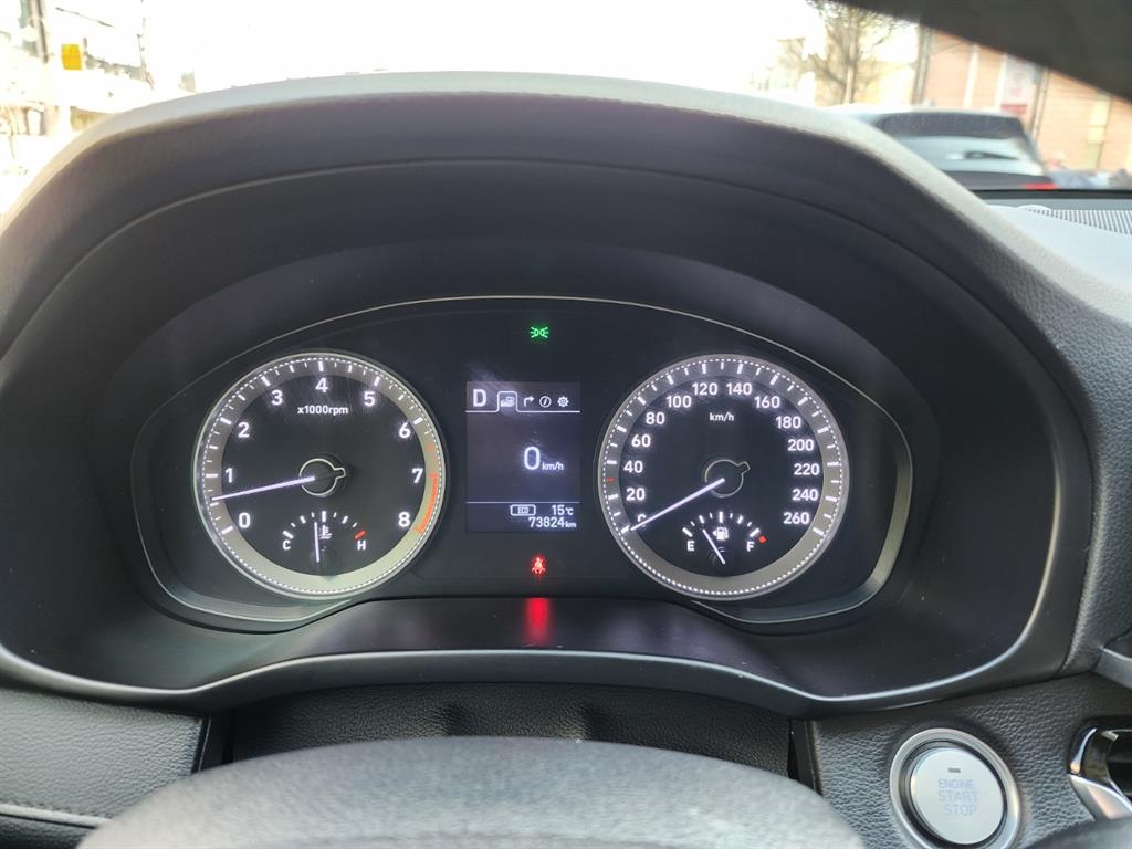 HYUNDAI Grandeur - Vista 8