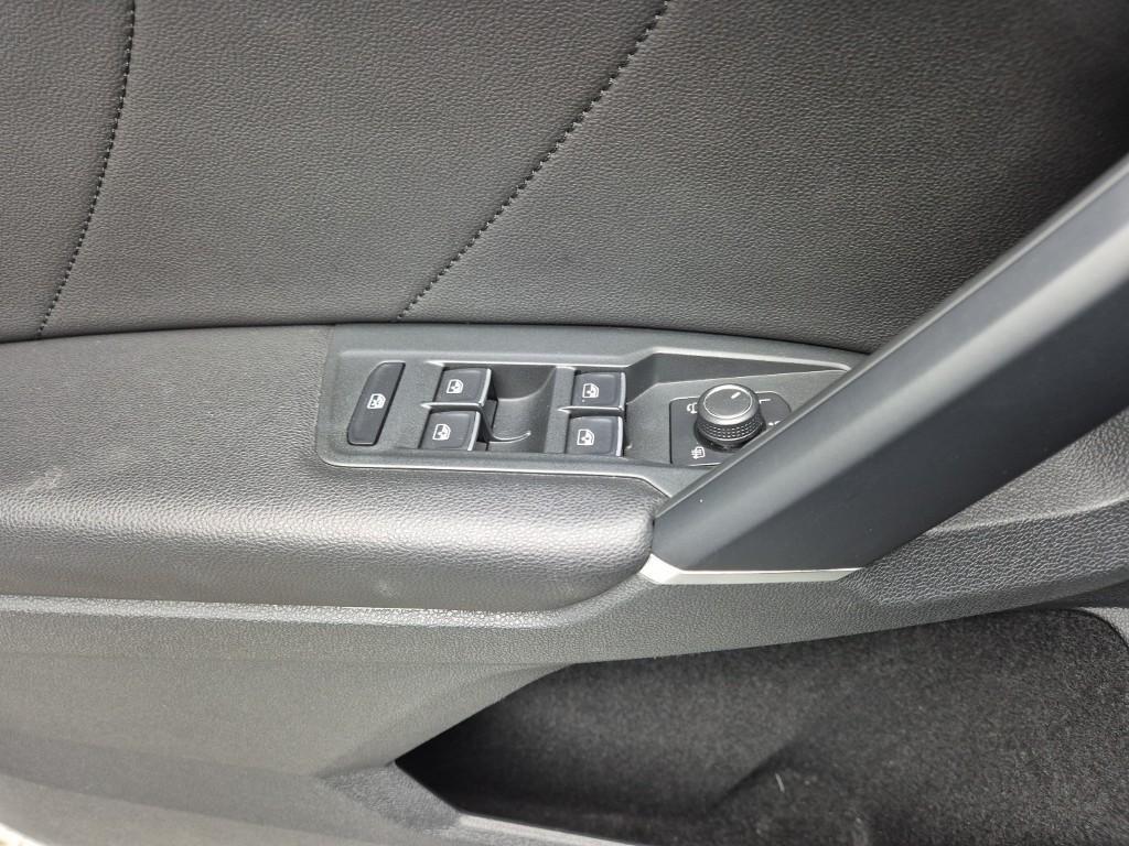 Volkswagen Tiguan 2018 Negro - Importación desde Corea - HF Imports Iquique - Foto 17