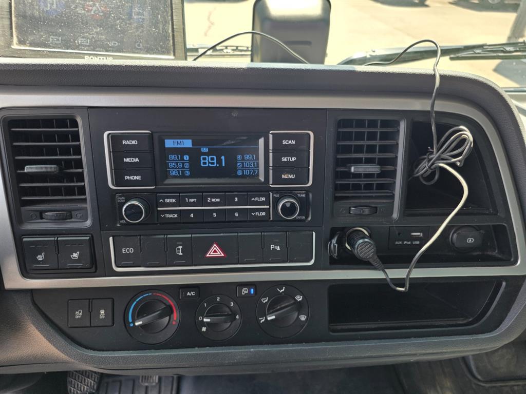 medium and large cargo Cargo 2024 Blanco - Importación desde Corea - HF Imports Iquique - Foto 16