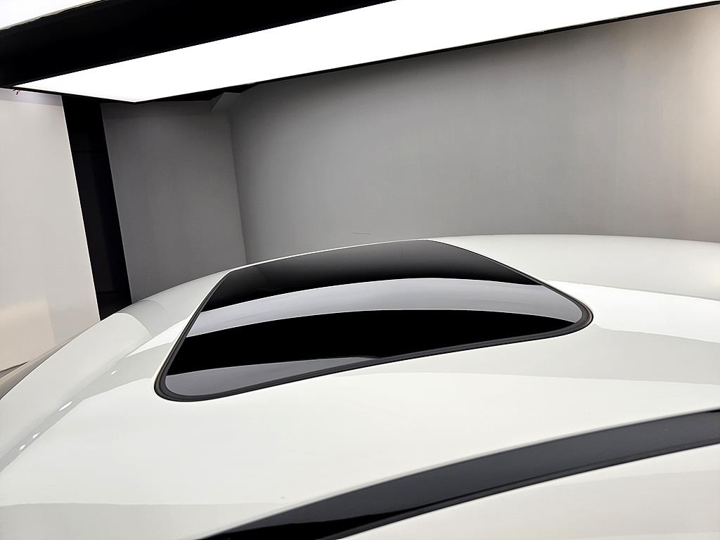 Mercedes Benz CLS Class - Vista 12