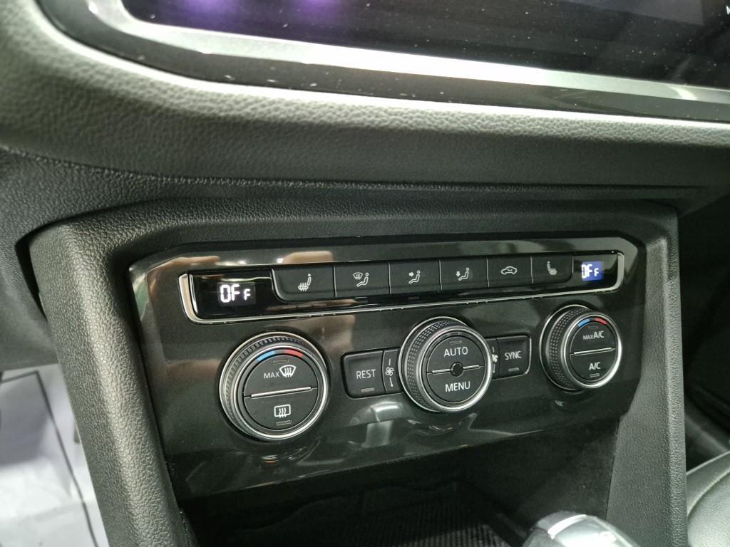 Volkswagen Tiguan 2018 Negro - Importación desde Corea - HF Imports Iquique - Foto 15