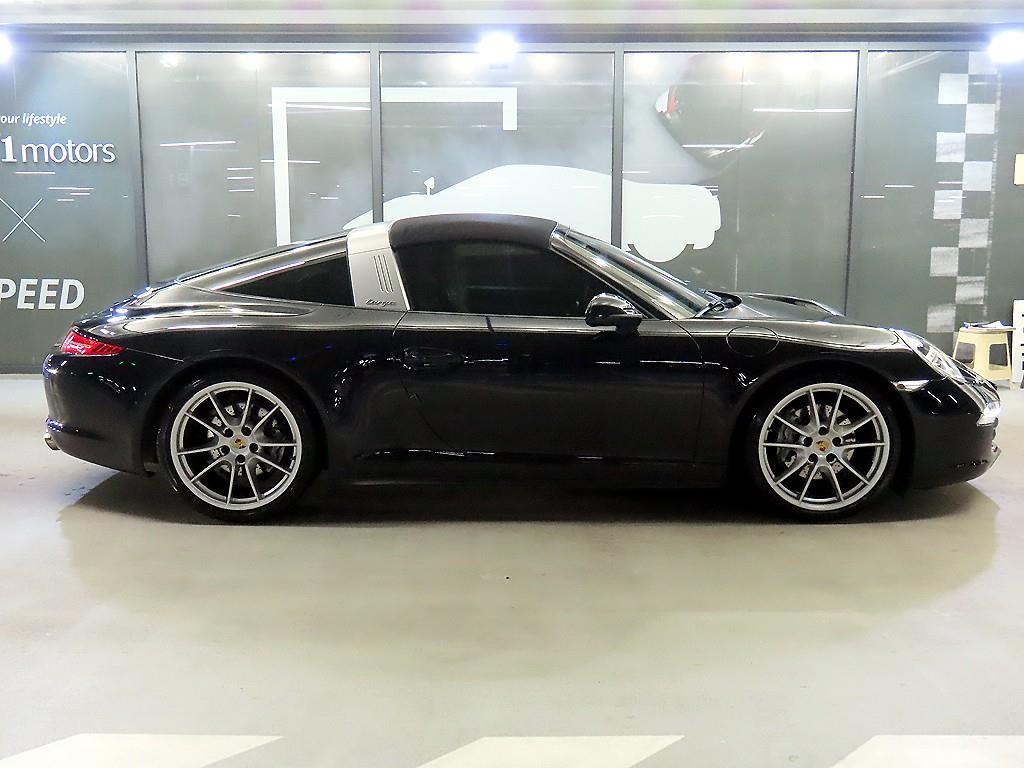 Porsche 911 - Vista 3