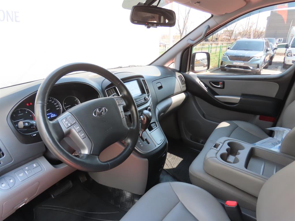 HYUNDAI Starex 2019 Plateado - Importación desde Corea - HF Imports Iquique - Foto 7