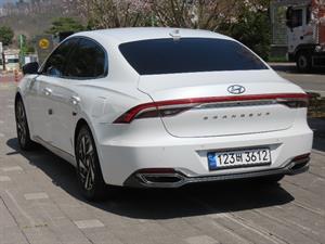 HYUNDAI Grandeur - Vista 8