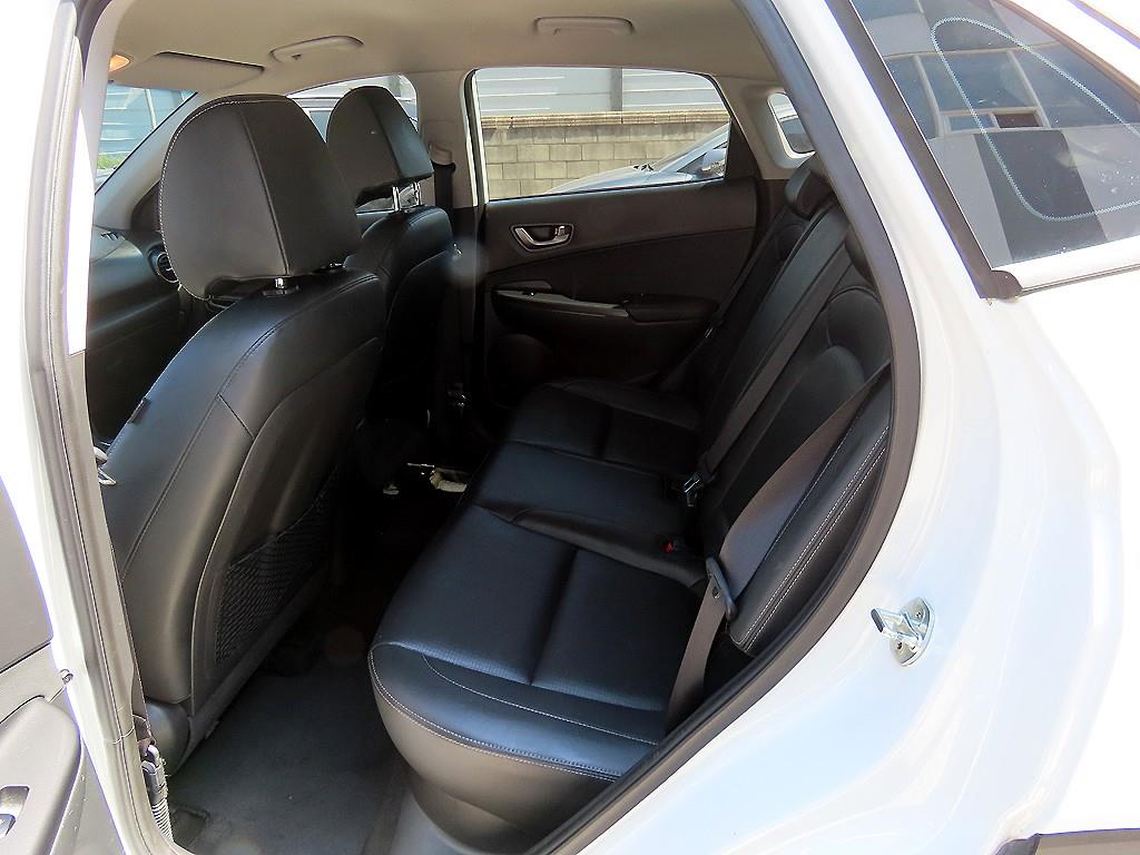 HYUNDAI Kona - Vista 6