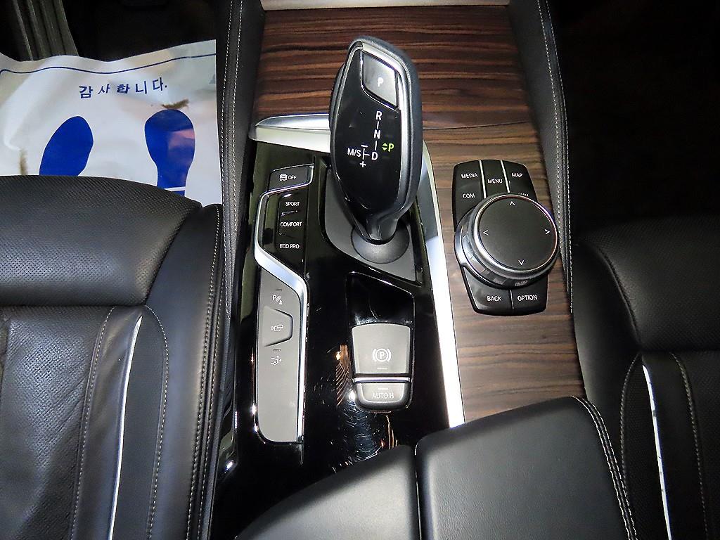 BMW Gran Turismo 2018 Blanco - Importación desde Corea - HF Imports Iquique - Foto 14