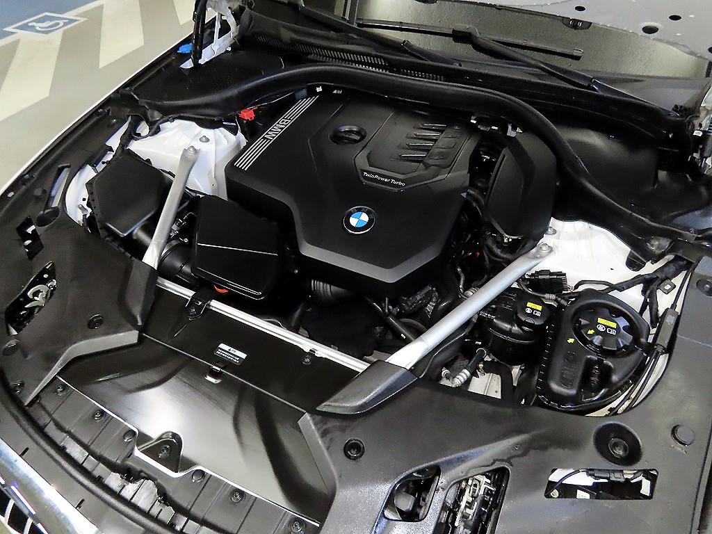 BMW 5 Series 2022 Blanco - Importación desde Corea - HF Imports Iquique - Foto 19