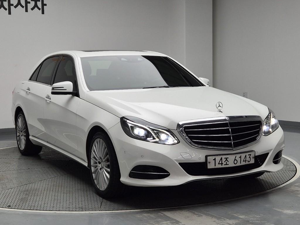 Mercedes Benz E class - Vista 2