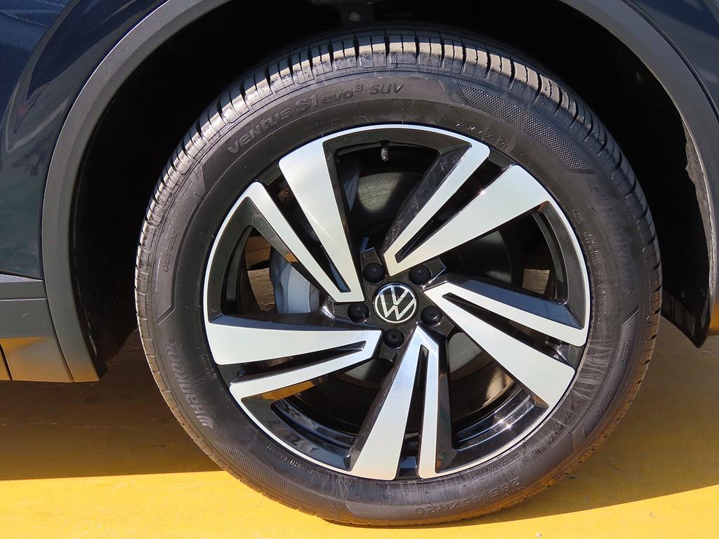 Volkswagen Touareg 2023 Azul - Importación desde Corea - HF Imports Iquique - Foto 20