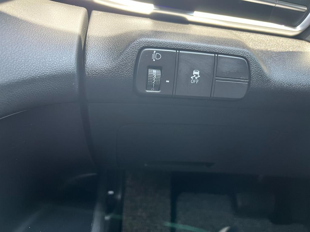 HYUNDAI Avante - Vista 11