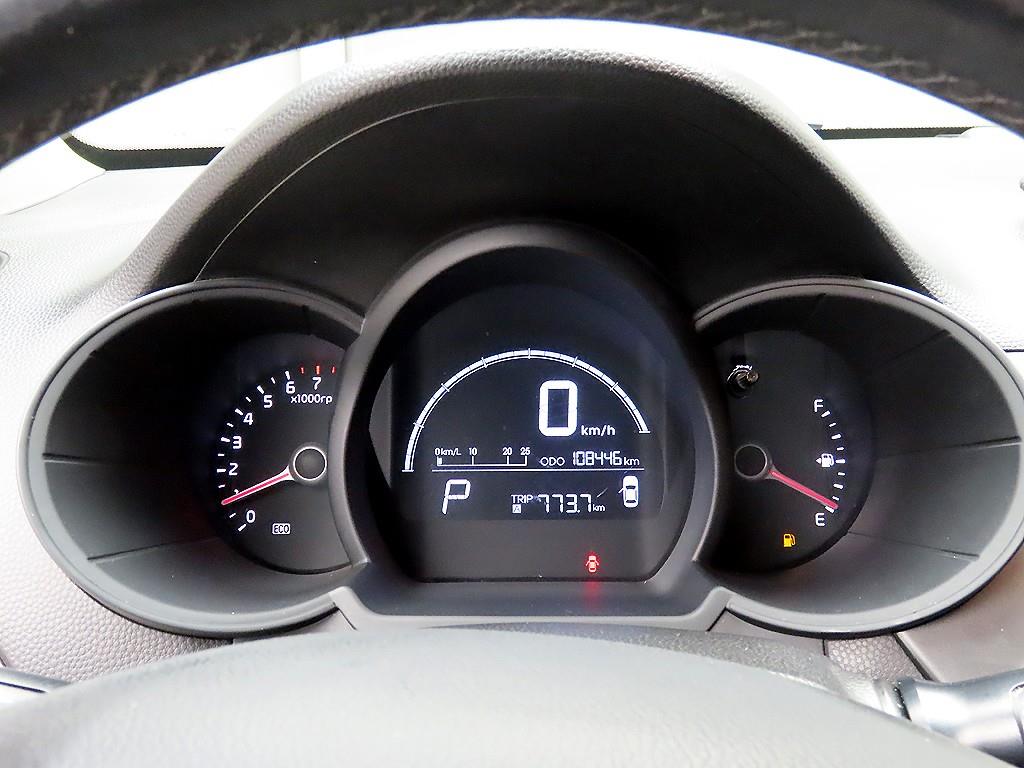 KIA Morning - Vista 8