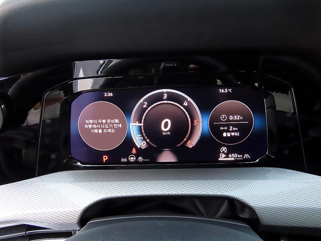 Volkswagen Golf - Vista 9