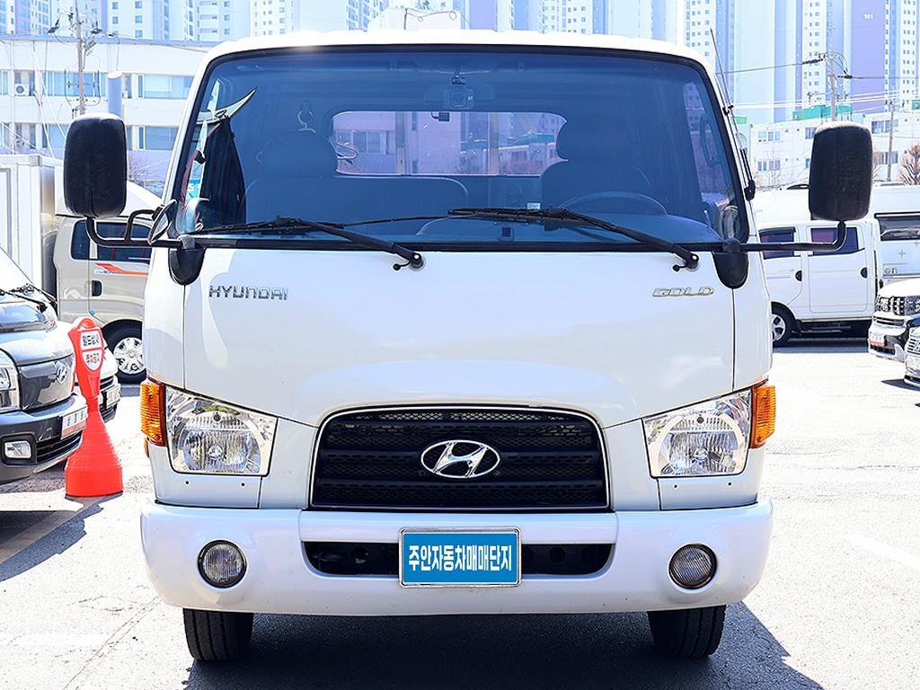 medium and large cargo Cargo 2014 Blanco - Importación desde Corea - HF Imports Iquique - Foto 1