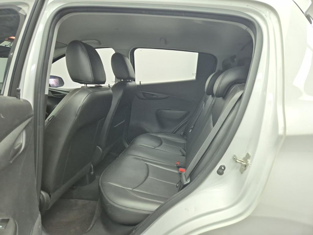 Chevrolet Spark - Vista 12