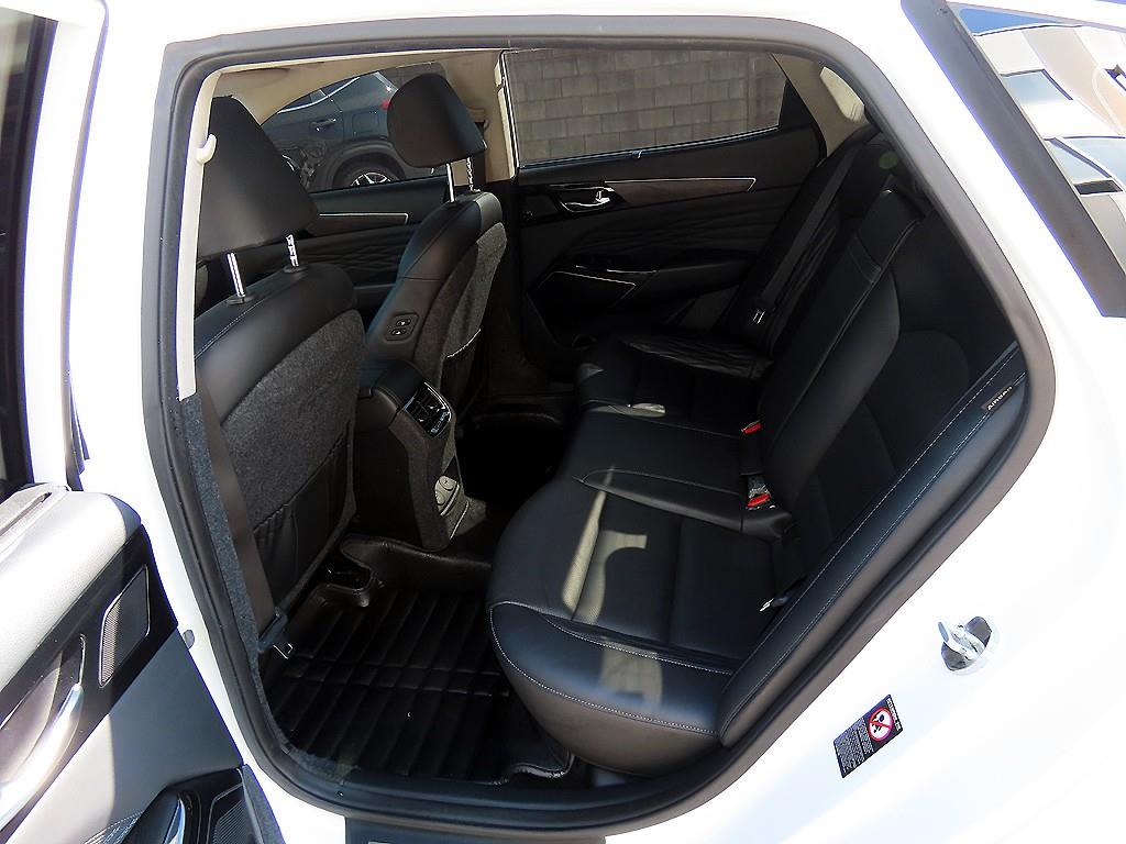 KIA K7 - Vista 6