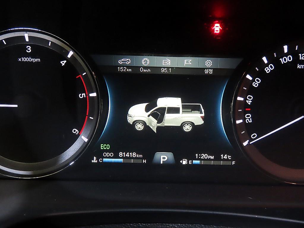 Ssangyong Rexton - Vista 9