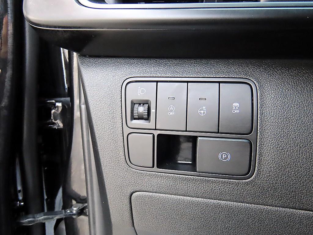 HYUNDAI Staria - Vista 12