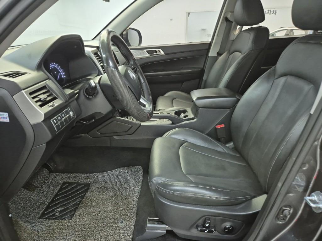 Ssangyong Rexton - Vista 11