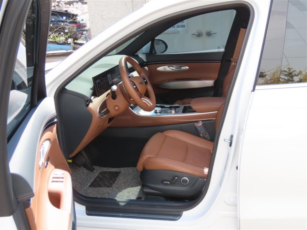 Genesis GV70 2025 - Importación desde Corea - HF Imports Iquique - Foto 13