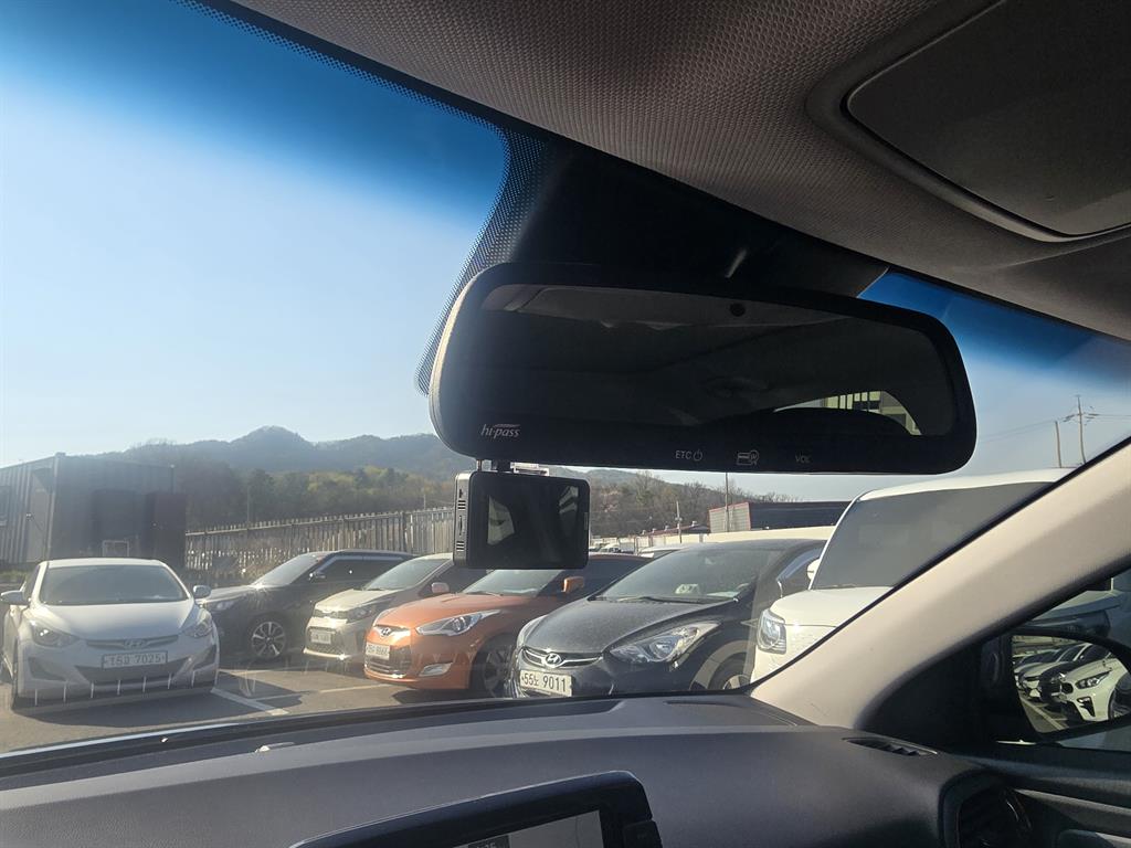 HYUNDAI i30 - Vista 10