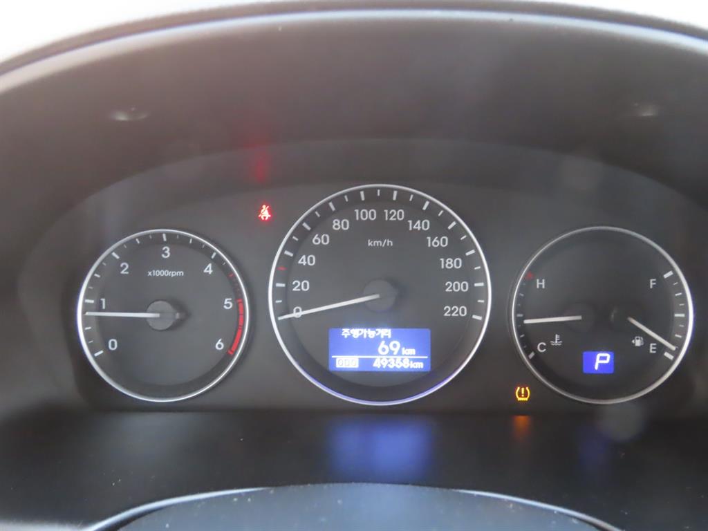 HYUNDAI Starex 2019 Plateado - Importación desde Corea - HF Imports Iquique - Foto 8