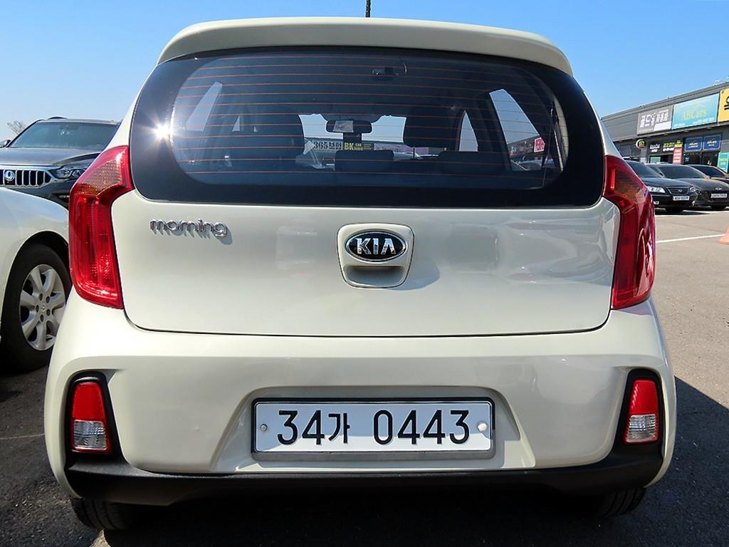 KIA Morning - Vista 4