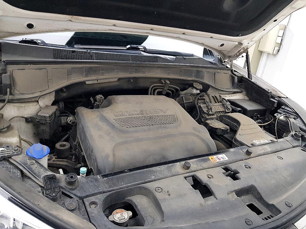 HYUNDAI Santa Fe - Vista 6