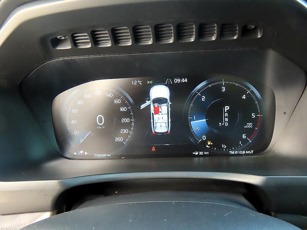 Volvo XC90 - Vista 9