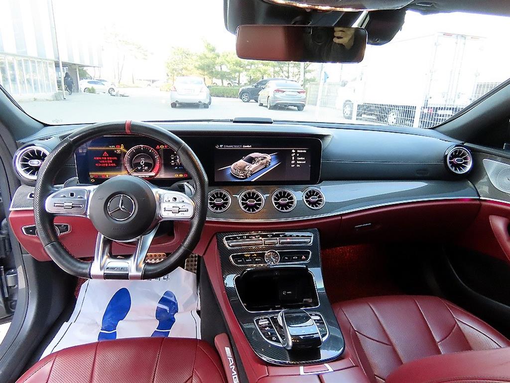 Mercedes Benz CLS Class - Vista 7