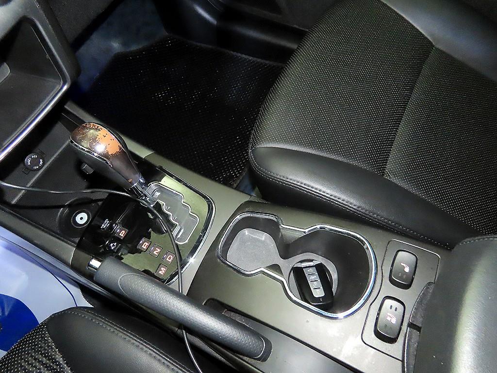 Ssangyong Korando - Vista 12