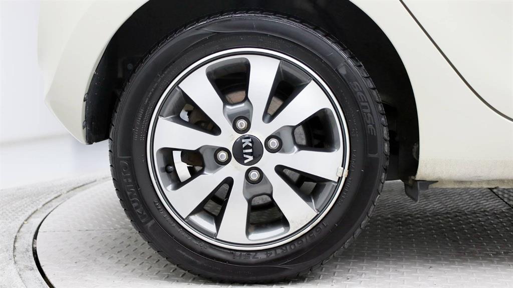 KIA Morning 2013 the color of pearl - Importación desde Corea - HF Imports Iquique - Foto 8