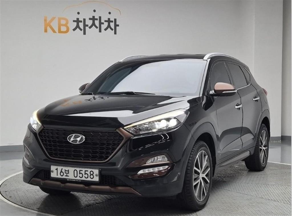 HYUNDAI Tucson 2017 Negro - Importación desde Corea - HF Imports Iquique - Foto 1
