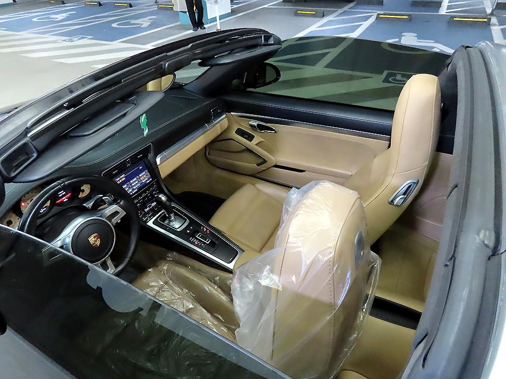 Porsche 911 - Vista 12