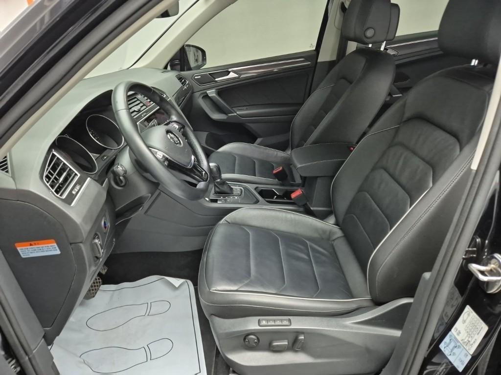 Volkswagen Tiguan - Vista 11