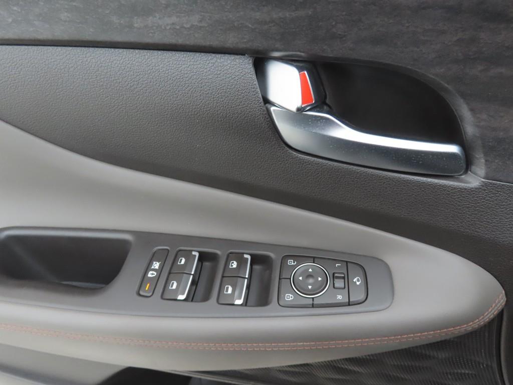 HYUNDAI Santa Fe - Vista 9