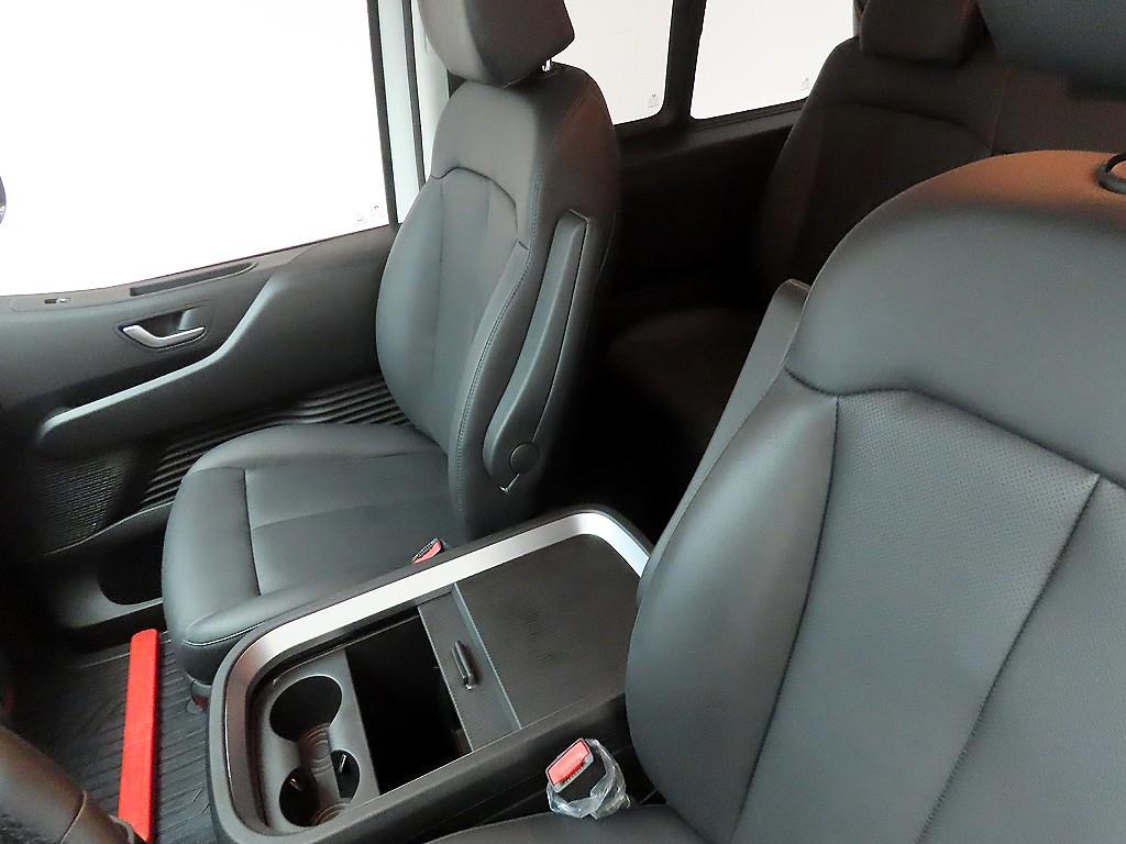 HYUNDAI Staria 2025 - Importación desde Corea - HF Imports Iquique - Foto 14