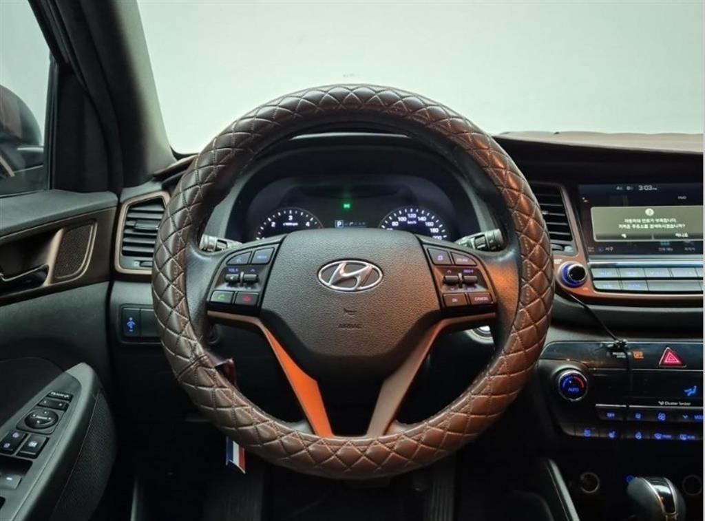 HYUNDAI Tucson - Vista 9