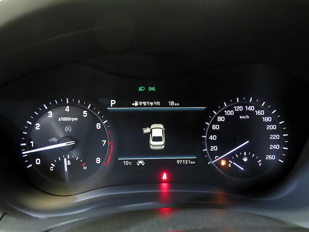 Genesis G80 - Vista 9