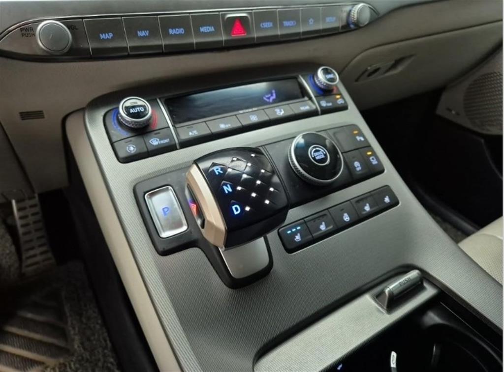 HYUNDAI Palisade - Vista 8