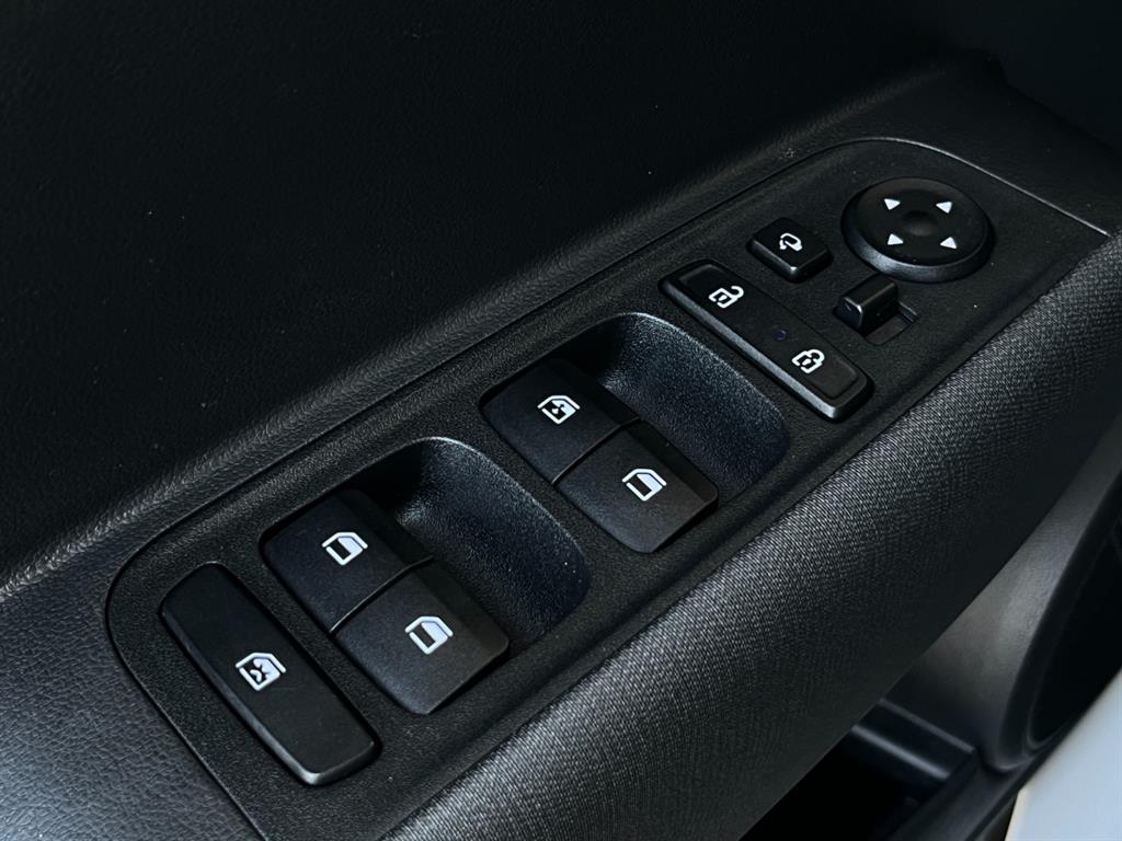 HYUNDAI Casper - Vista 7