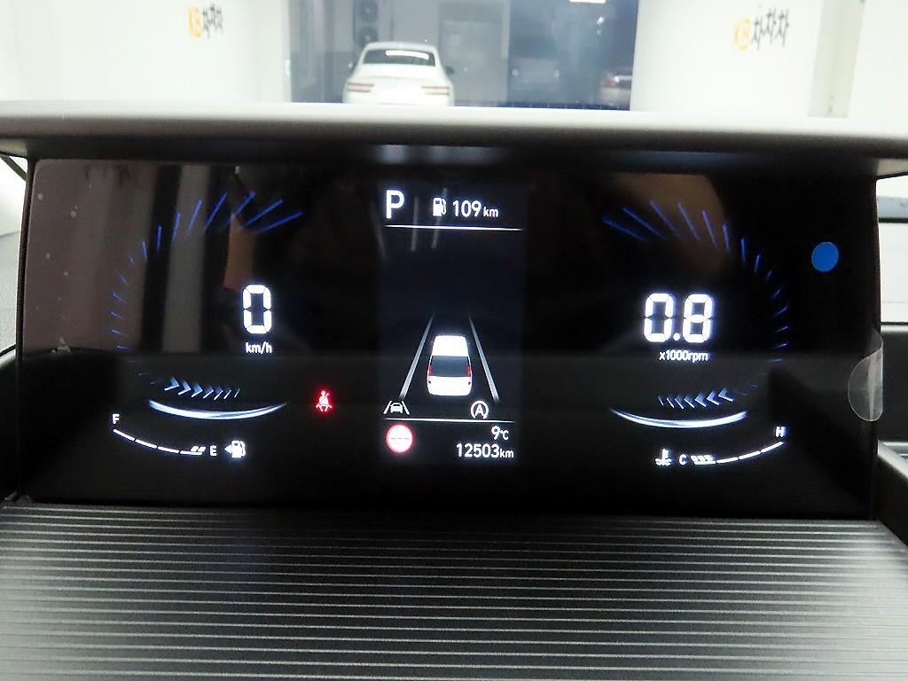 HYUNDAI Staria - Vista 6