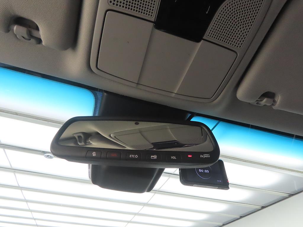 HYUNDAI Grandeur - Vista 12