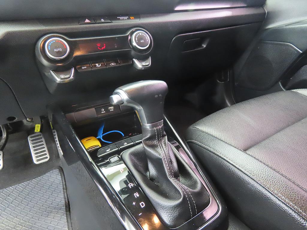 KIA Stonic - Vista 11