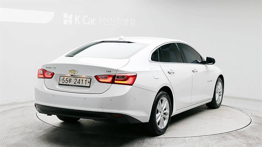 Chevrolet Malibu - Vista 5